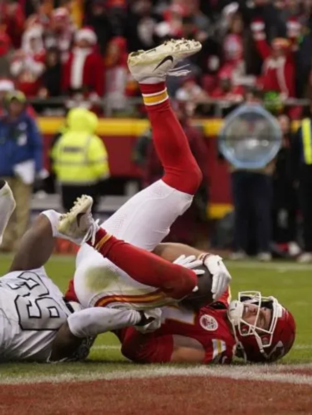 Chiefs Fall to Raiders, 20-14