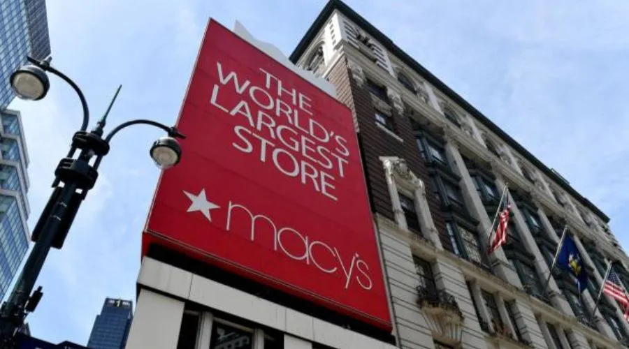 Macy's, workforce reduction, store closures, cost-cutting strategy, customer-centric approach